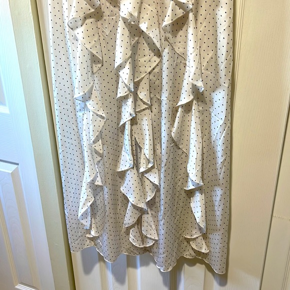 BNWT VICTORIA’S SECRET SILKY SATIN IVORY RUFFLED BLACK POLKA DOT ROBE - Picture 8 of 9